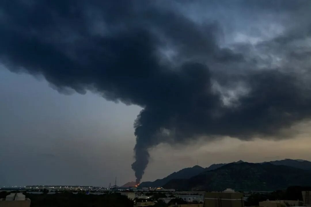 牛弹琴:伊朗突然变了,美国突然客气了